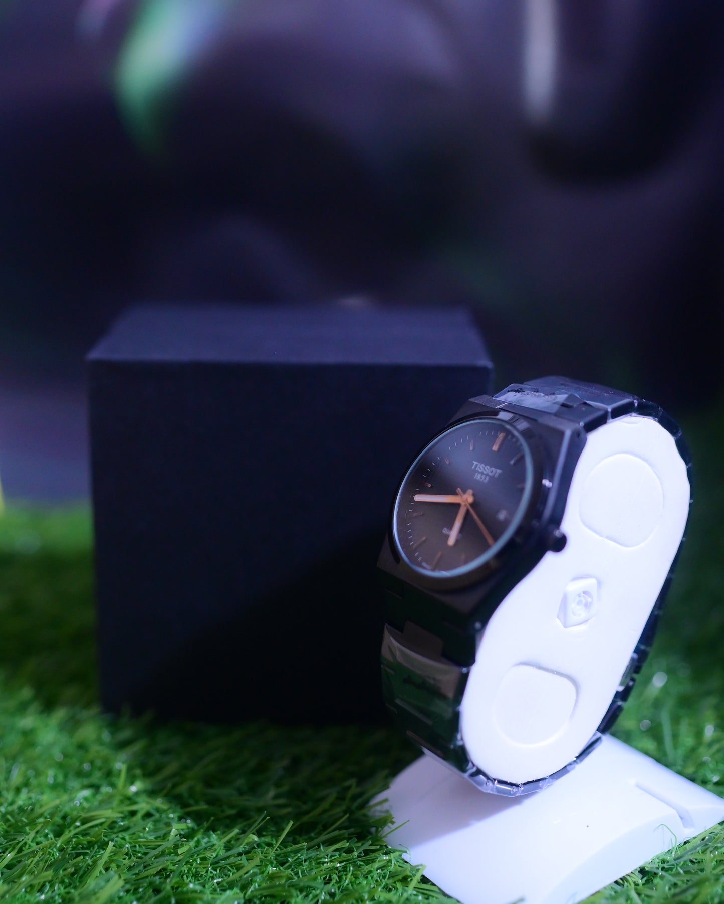 Black Dial Stainless Steel Men's Quartz Watch – Modern Design