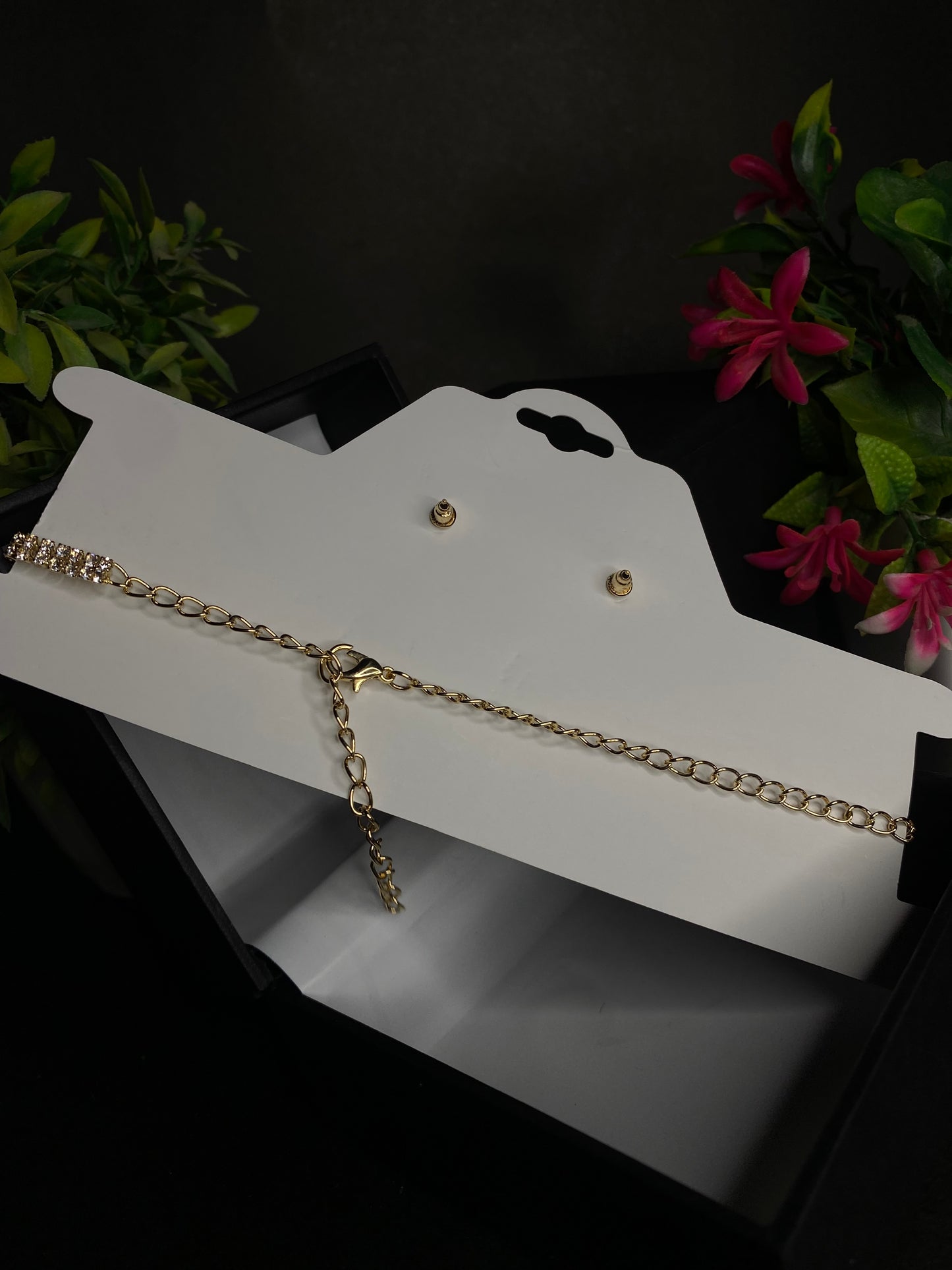 Radiant Gold Luxe Collection