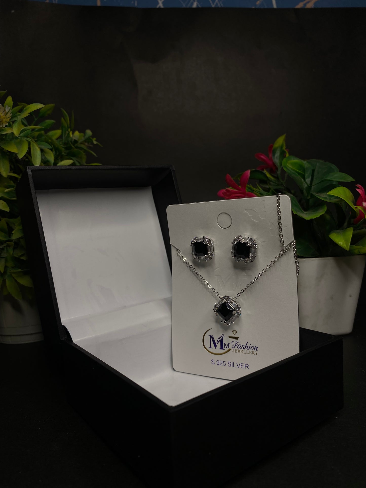 Midnight Elegance Silver Set