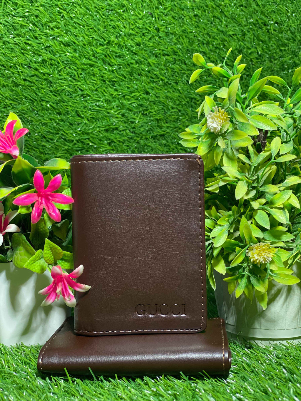 Classic Brown Leather Bi-Fold Wallet for Men