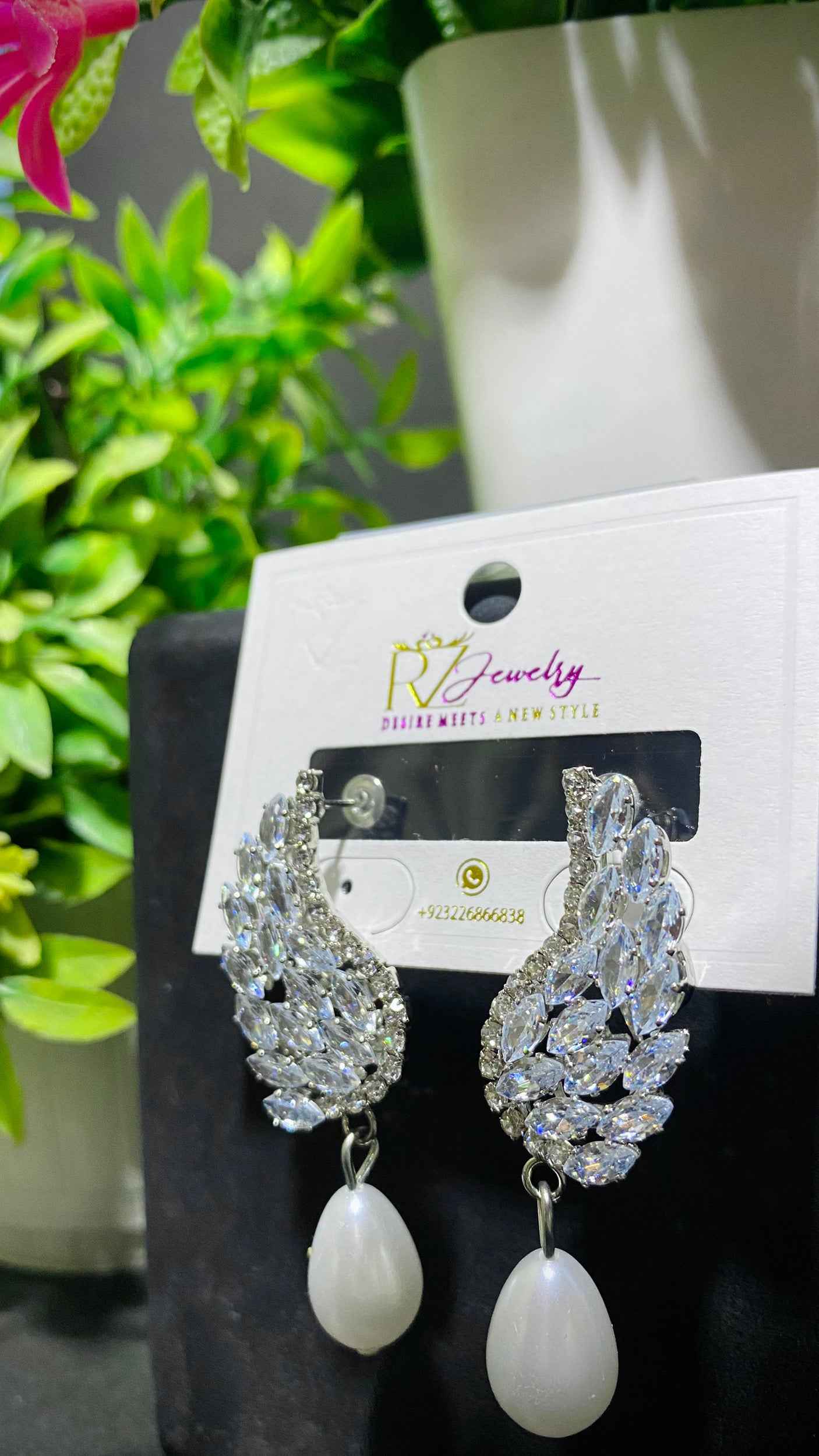 Luxury Winged Design Earrings with Pearl Drop – Shine with Sophistication.